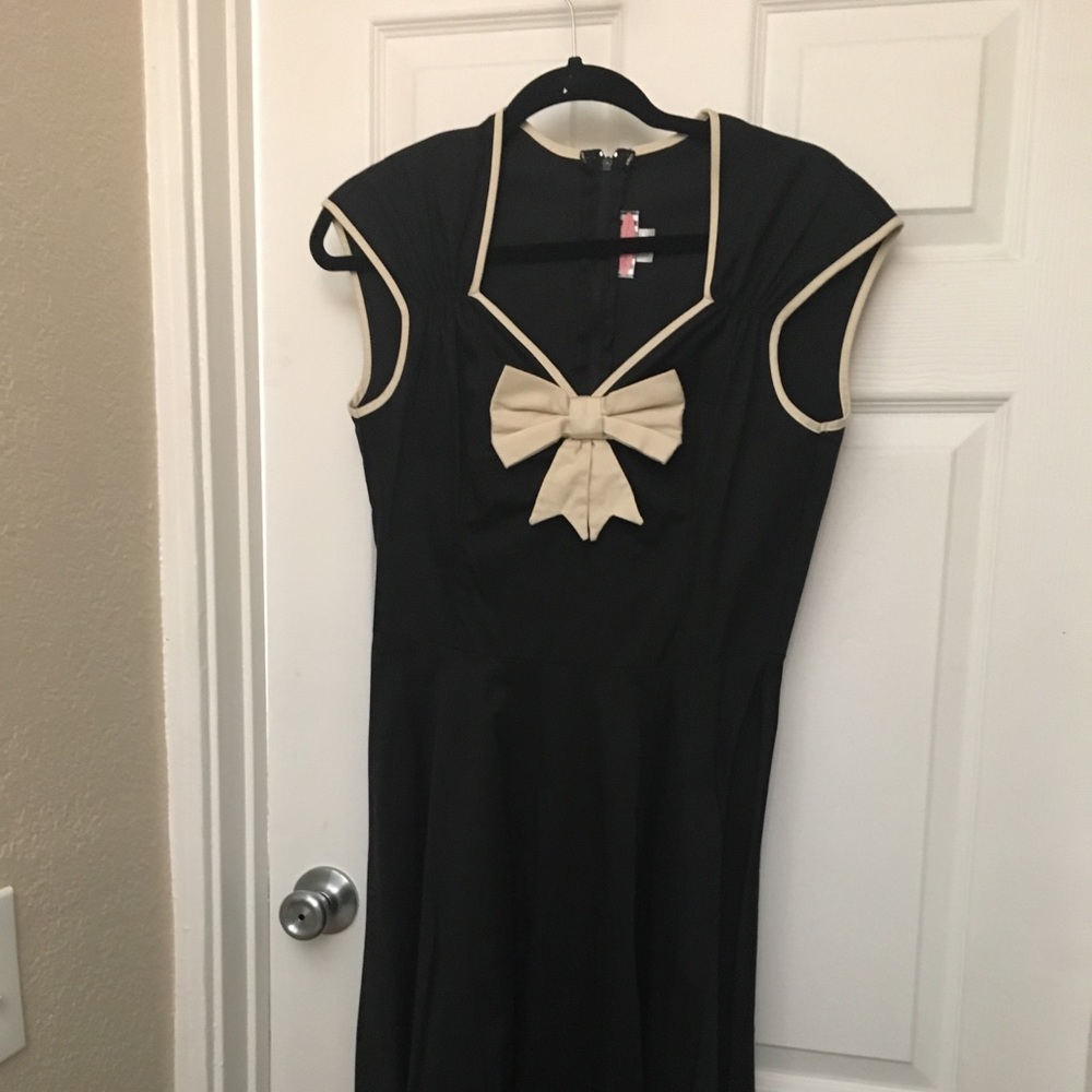 Retro Black Pump Couture Dress